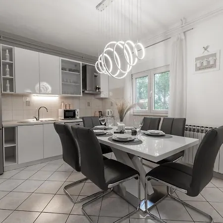 Lana Vidikovac Apartment Zadar