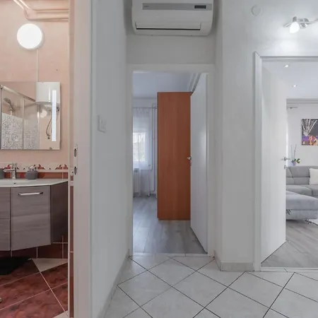 Lana Vidikovac Apartamento *