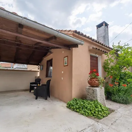 Lana Vidikovac Apartamento Zadar