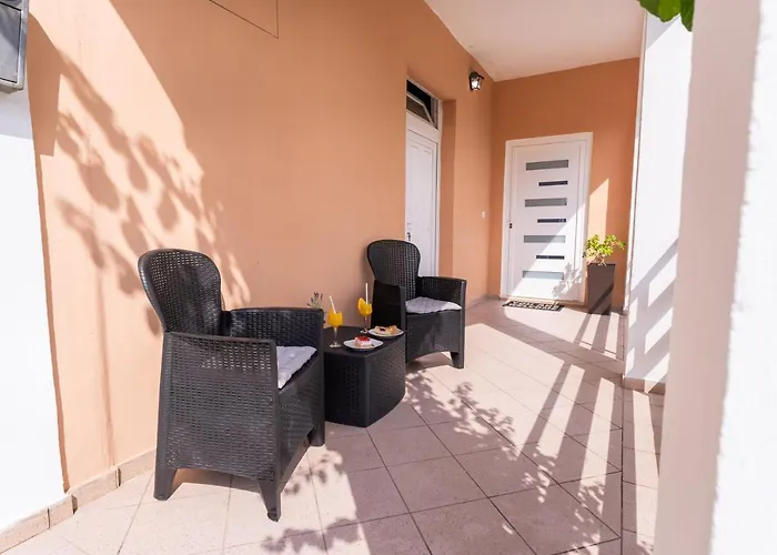 Lana Vidikovac * Zadar